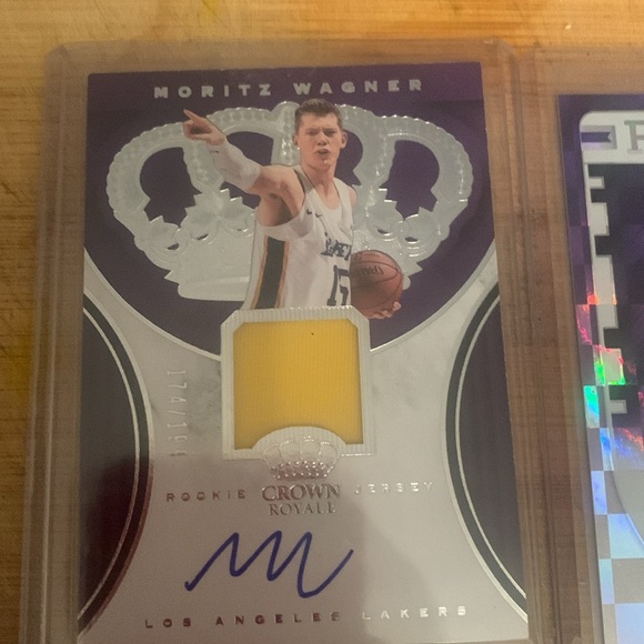 Moritz Wagner Rookie Card Autographed Card Lot Crown Royale Patch /199 and Hoops - Picture 2 of 5